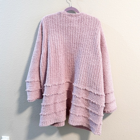 Barefoot Dreams Orchid
Boardwalk Cardigan Sweater - Picture 2 of 6
